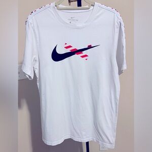 Nike Men's White T-Shirt with Black and Pink Accents
